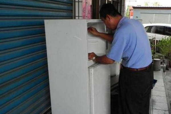 怎么修理冰箱的電機